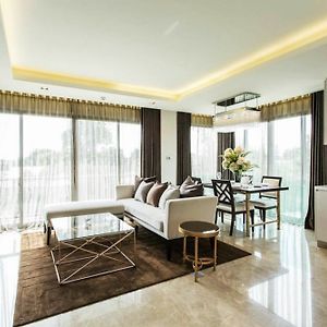 Two Bedroom 1 Bathroom Vorra Thita Suite